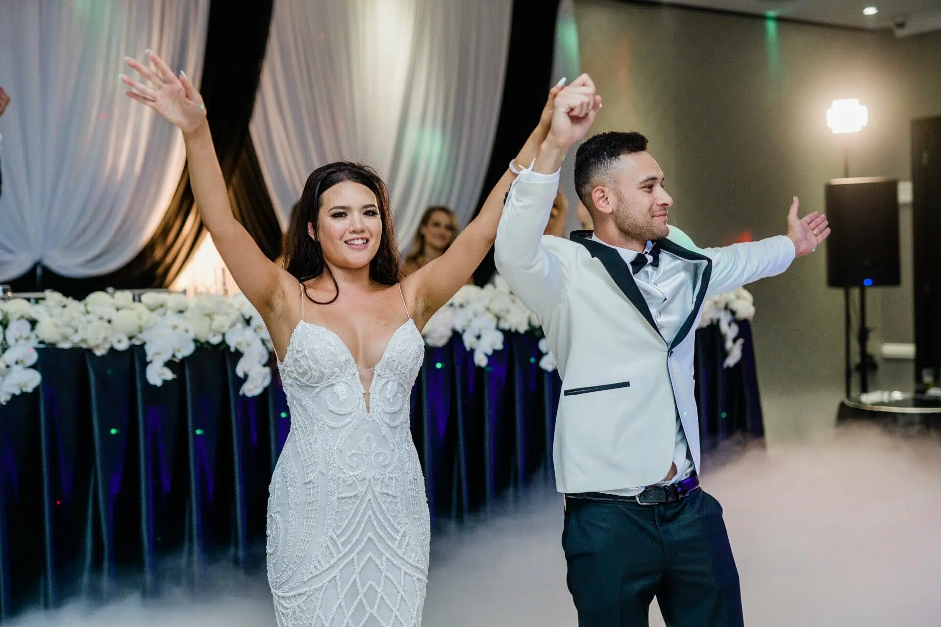 10 Perfect Photography Poses For Your Wedding Album 2 SamandAlyssa 1578
