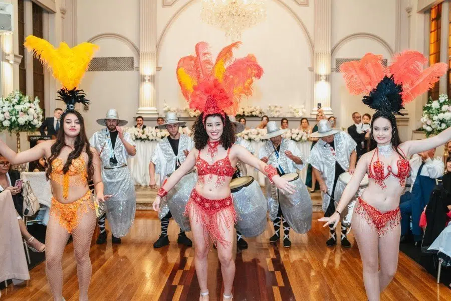 What to Expect at an Emirati Wedding 2 exotic wedding dancers