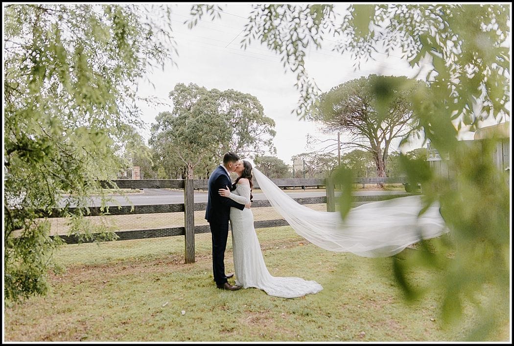 settlers mulgoa wedding photography Brittany Justin042