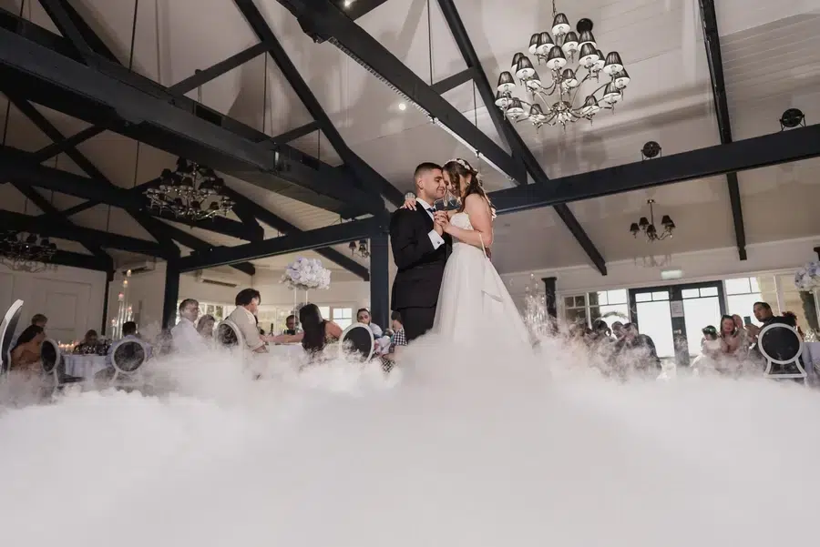 Bride-and-groom-dancing-on-cloud