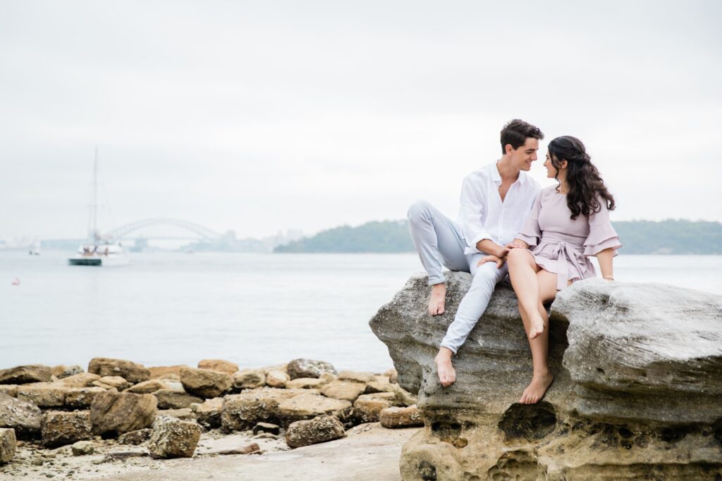 engagement photo shoot couple sydney harbour