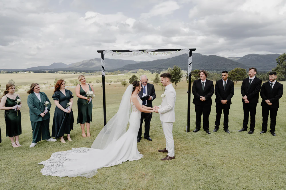 adams peak wedding ceremony at the lawn with amazing views in the upper hunter